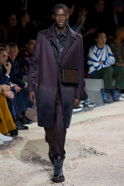 Look 49